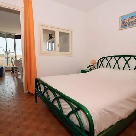 Heliopolis Ab 111- 4 Personnes Agde